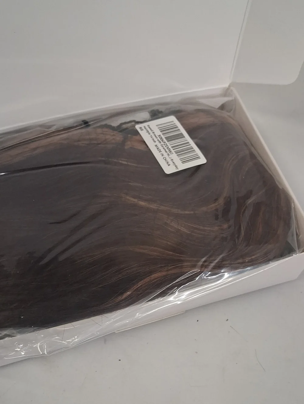 NWT Women Brown Caramel Highlight,Short Wavy Synthetic Lace WigGlueless